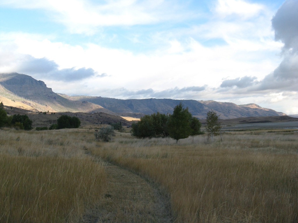 TrackFromHill2WL