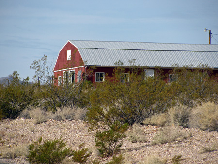 BarnfromRoadEastw BarnfromRoadEastw